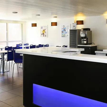 Ibis Budget Aubenas-3