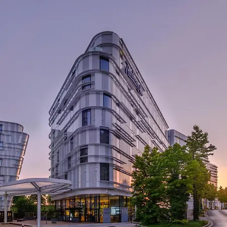 Radisson Blu CDG Airport Terminal Hotel, Paris-2