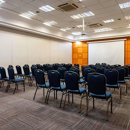 Ibis Santo Andre-2