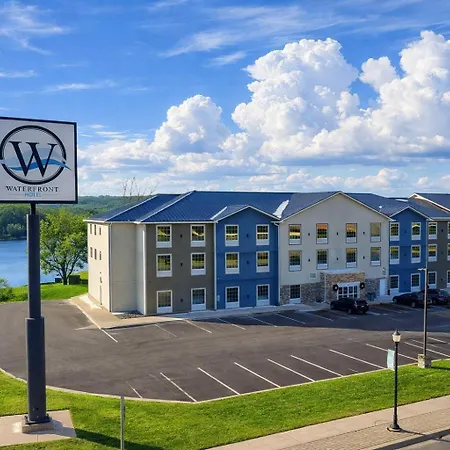 Waterfront Hotel-2