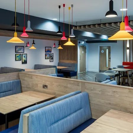 Holiday Inn Express Cambridge West - Cambourne By Ihg-3