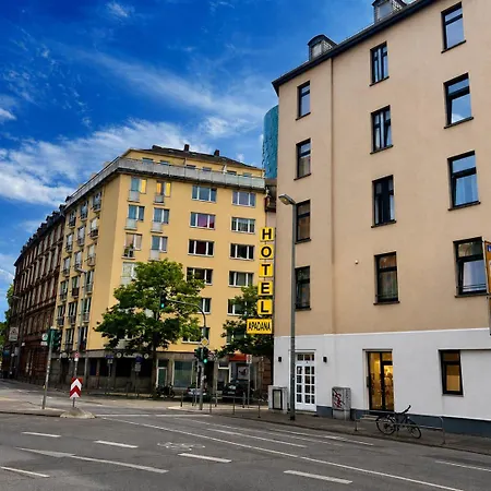 Hotel Apadana Frankfurt-2
