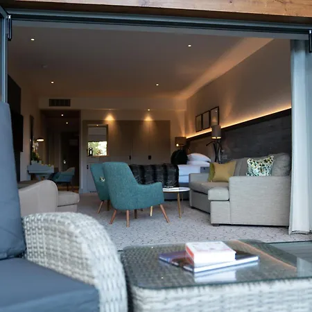 Lodore Falls Hotel & Spa-2