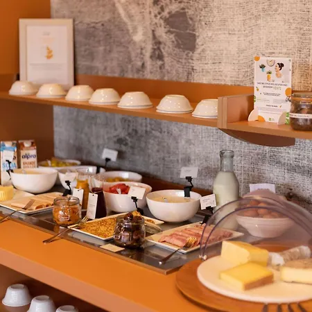 Ibis Styles Chinon-2