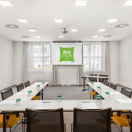 Ibis Styles Budapest City-3