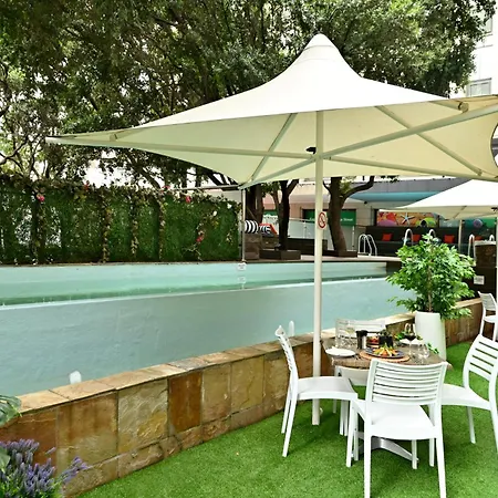 Fountains Hotel By Neighbourgood-3