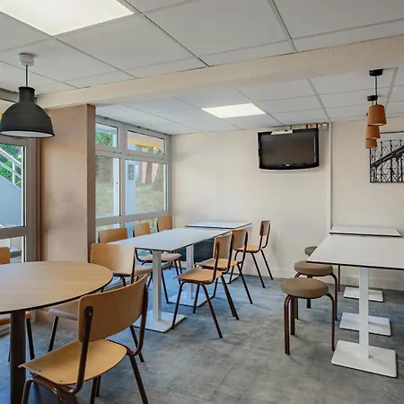 Premiere Classe Lyon Ouest - Tassin-2