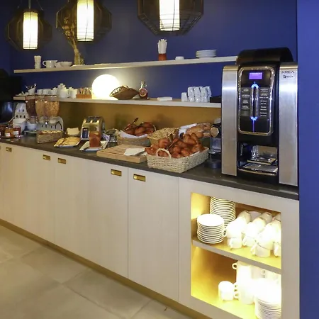 Hotel Mercure Macon Bord De Saone-3