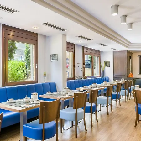 Garner Hotel Stuttgart City Centre By Ihg-2