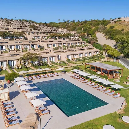 Mangia'S Sardinia Resort, Autograph Collection-3