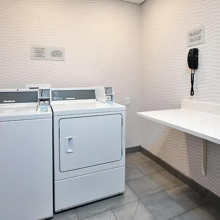 Hampton Inn Detroit/Belleville-Airport Area-3