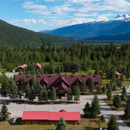 Glacier House Hotel & Resort-3