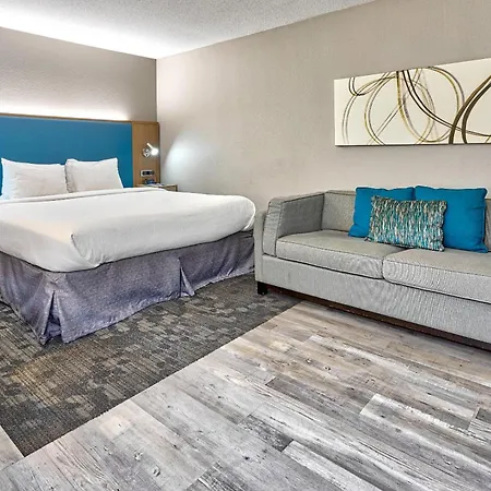 Country Inn & Suites By Radisson, Hampton Coliseum-3