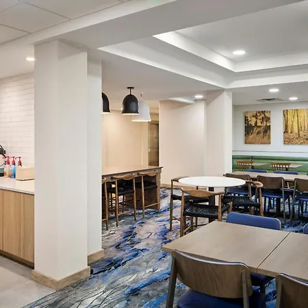 Fairfield Inn & Suites Cleveland Avon-2