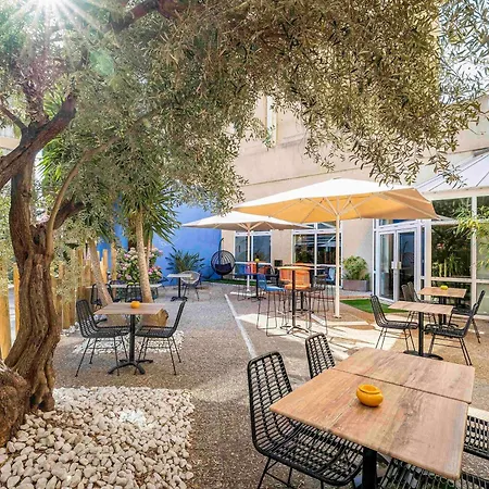 Ibis Styles Perpignan Centre Gare-2