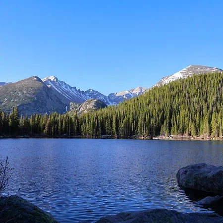 Trailhead Lodge-2