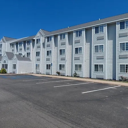 Microtel Inn & Suites By Wyndham Holland-2