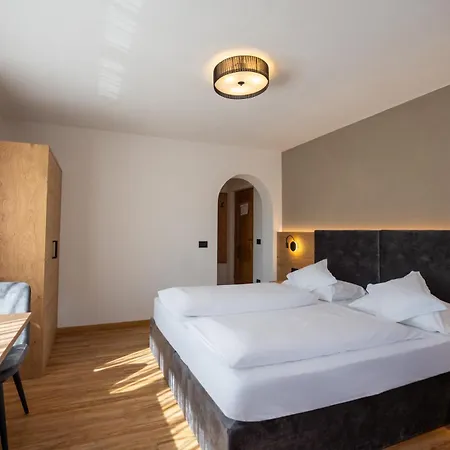 Garnì Lasteis B&B - apartments-3
