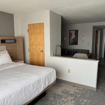 Cambria Hotel Appleton-2
