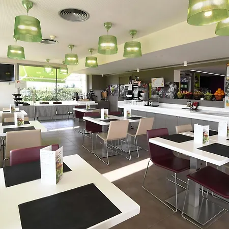 Hotel Ibis Styles Lleida Torrefarrera-2