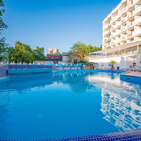 Prestige Grand Hotel & Aquapark-3