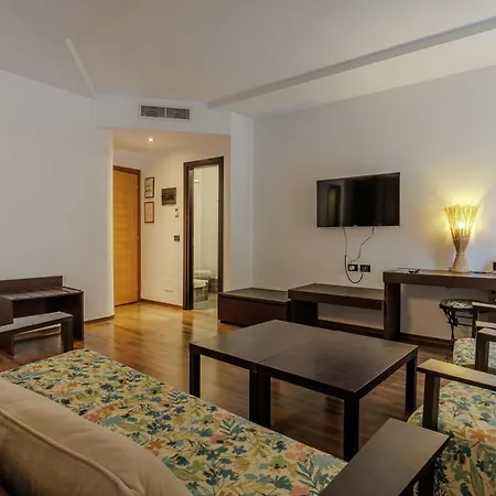 Hotel alla Grotta-3