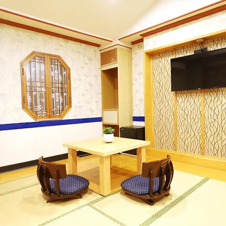 Gorgeous Hot Spring Resort-3