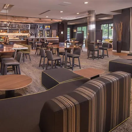 Courtyard By Marriott Hershey Chocolate Avenue-3