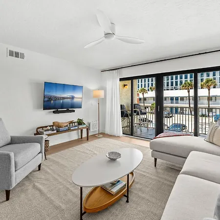 Sandcastles - Cocoa Beach Oceanfront Condos With Heated Pool Tennis-3