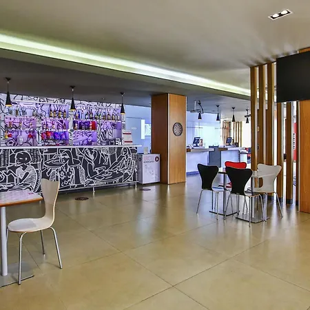 ibis Goiânia-3