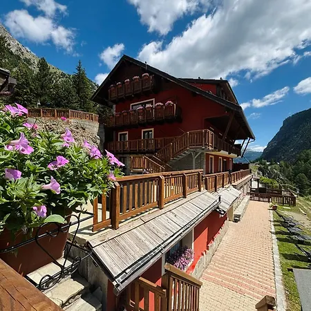 Hotel Piccolo Chalet-2