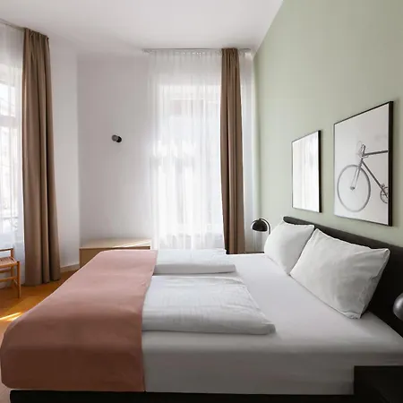 Limehome Baden-Baden Baederstrasse-3
