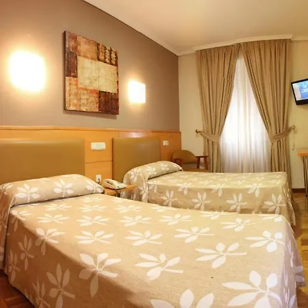 Hostal Arotza-3