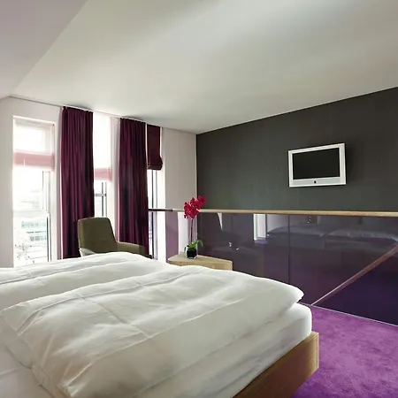 Abito Self-Check-In Suites-2