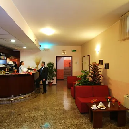 Hotel Majestic-3