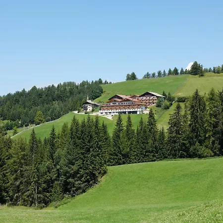 Kraeuterhotel Zischghof-2