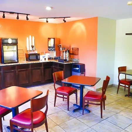 Super 8 By Wyndham Charlotte University-2