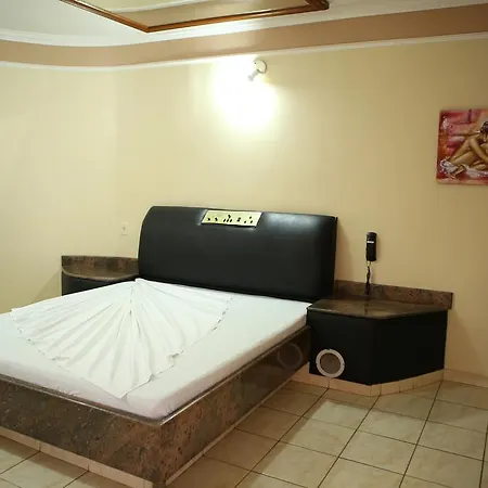 Medieval Motel e Hospedagem-3