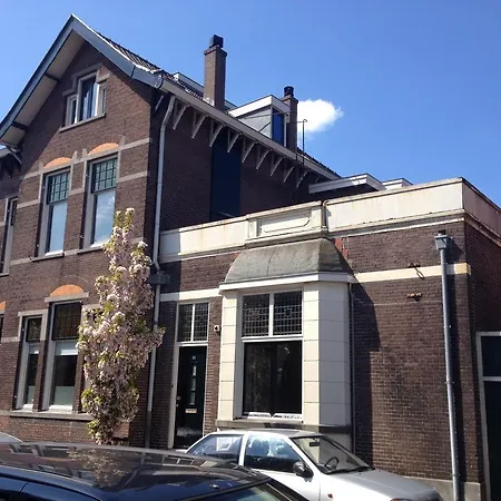 Bed And Breakfast De Verkadekamer-2