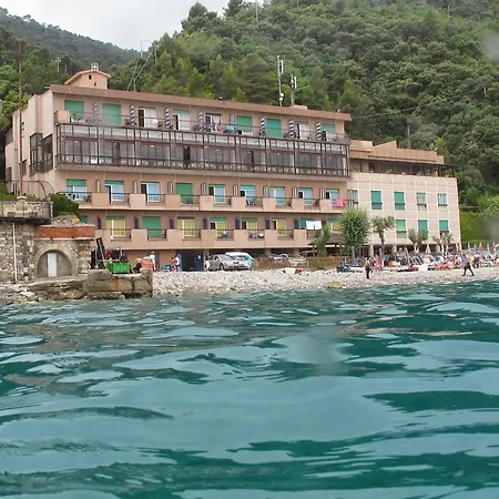 Hotel Capo Noli-3