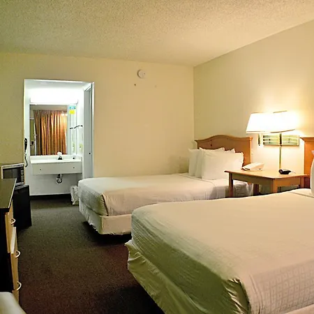 Roomba Inn & Suites At Old Town-3