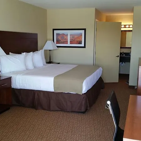 Southern Inn & Suites Lamesa-3