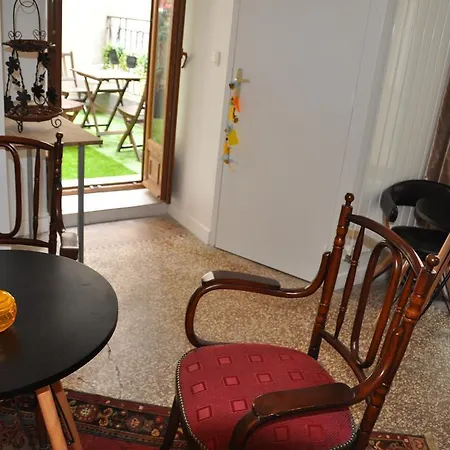 Ida Chambres D'Hotes B&B-3