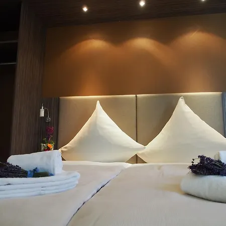 Myhotel-3