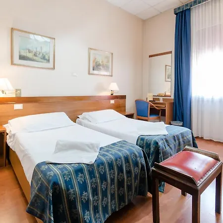 Hotel Centrale-2
