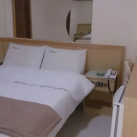 Hotel Gomes Freire (Adults Only)-3