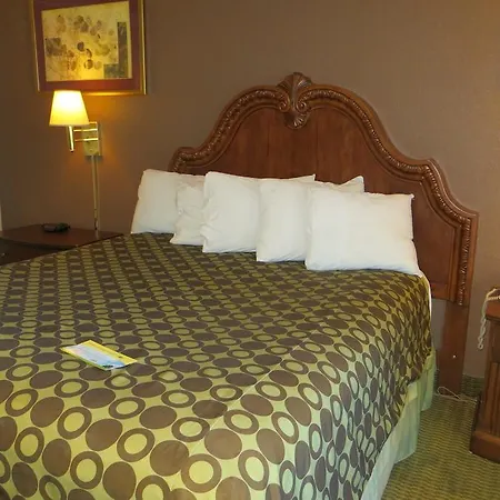 American Inn Stockton-2