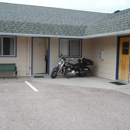 Dollar Inn Hot Springs-3