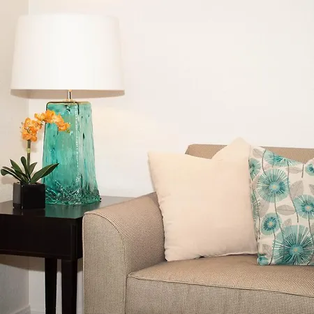 Laguna Shores Studio Suites-2