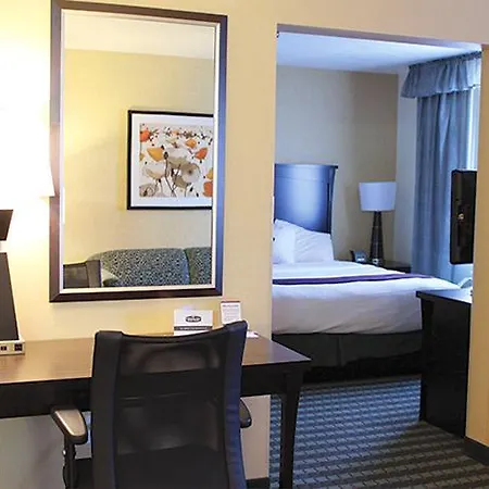 Crystal Inn Hotel & Suites - Logan-2